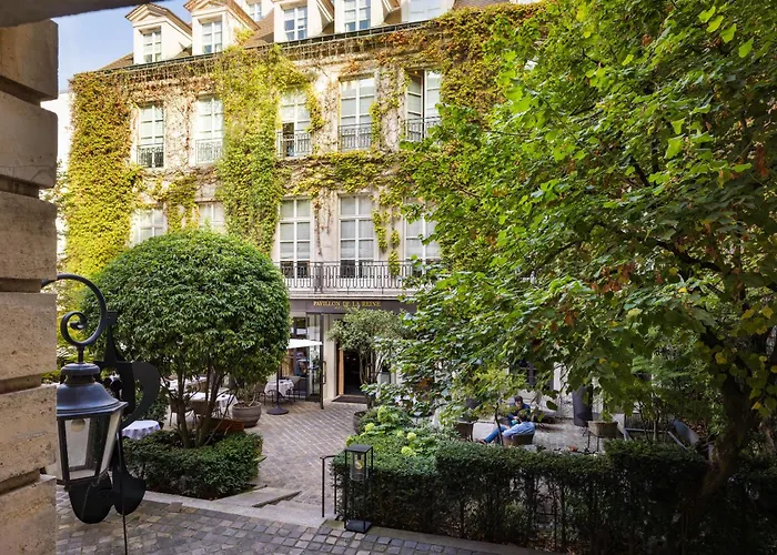 Le Pavillon De La Reine & Spa, Place Des Vosges Paris